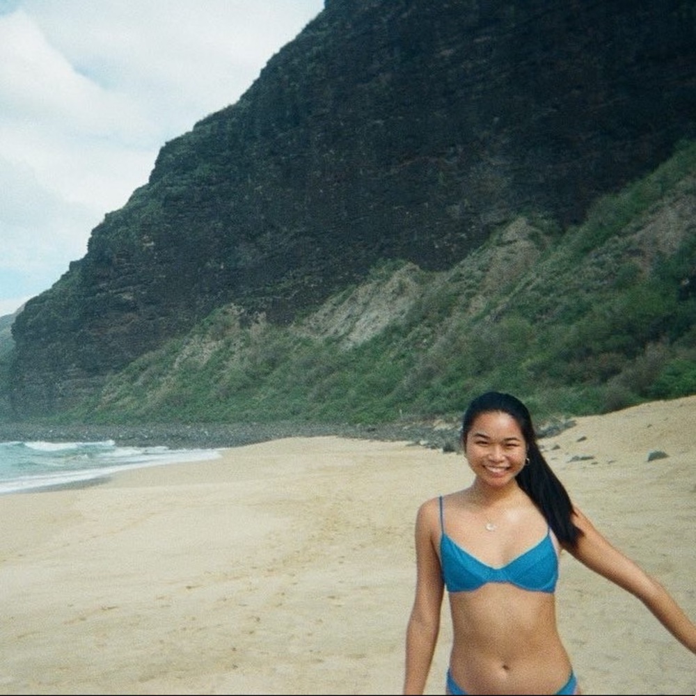 Meet your Posher, Ally